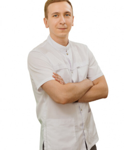 Алексеюк Алексей Олегович стоматолог