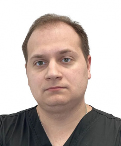 Неженцев Виталий Дмитриевич хирург
